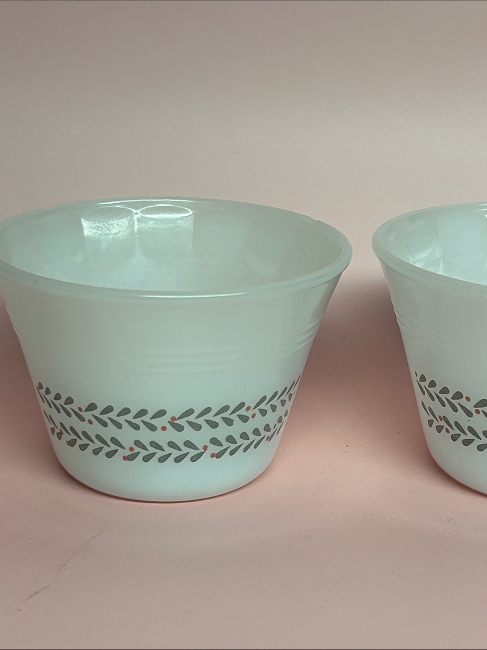 2 Vintage-Retro DYNAWARE Mexico Gray Custard Cups